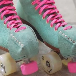 Core Derby Laces - Hot Pink